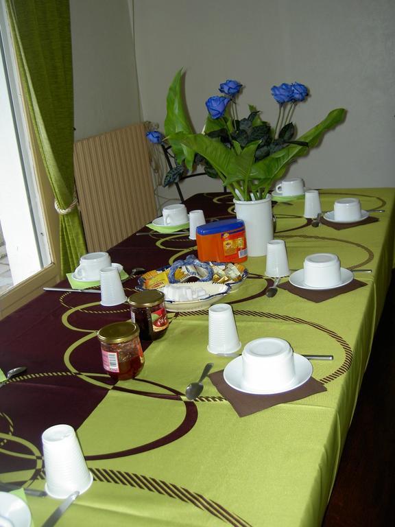 Bed and Breakfast Le Bon Accueil Val-Couesnon Zewnętrze zdjęcie